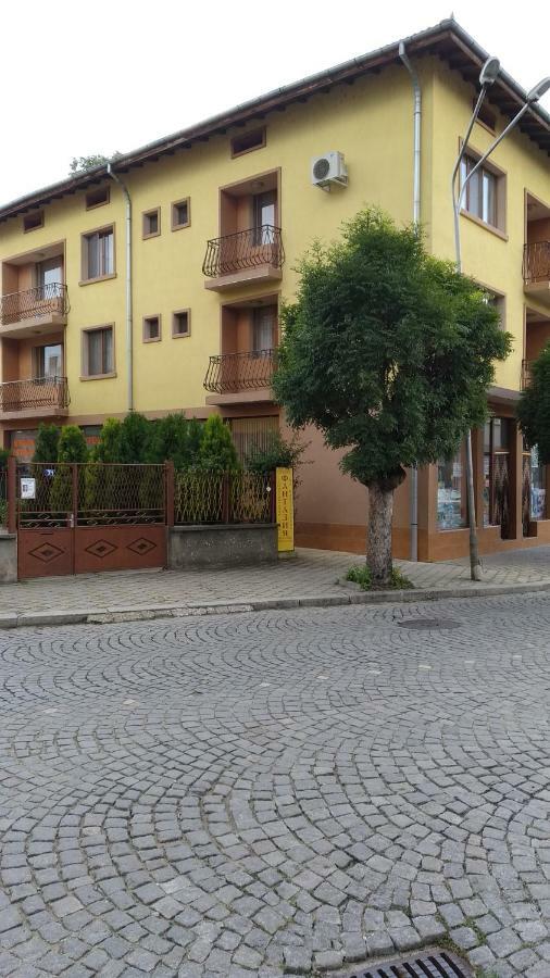 Къща За Гости Фантазия Tryavna Exterior foto